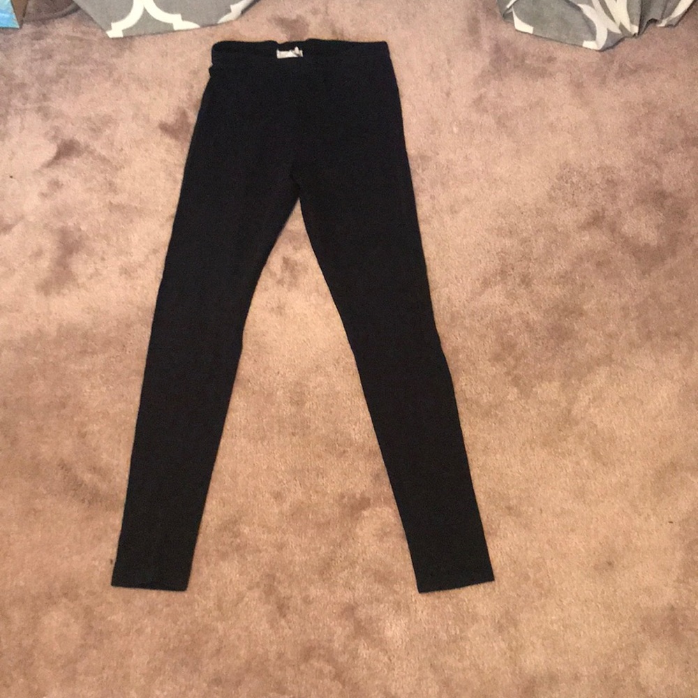 black leggings